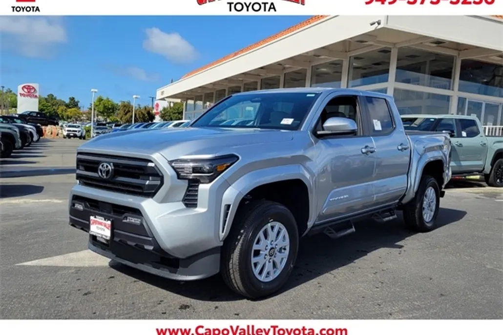 2025 Toyota Tacoma SR5 photo 1