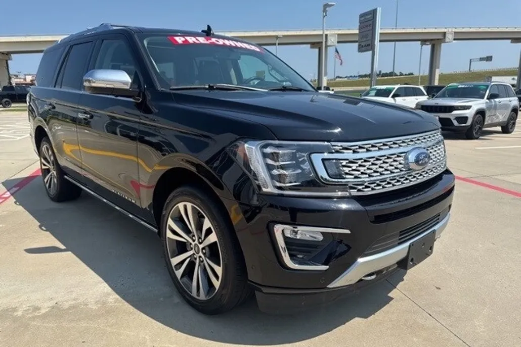 2021 Ford Expedition Platinum photo 1