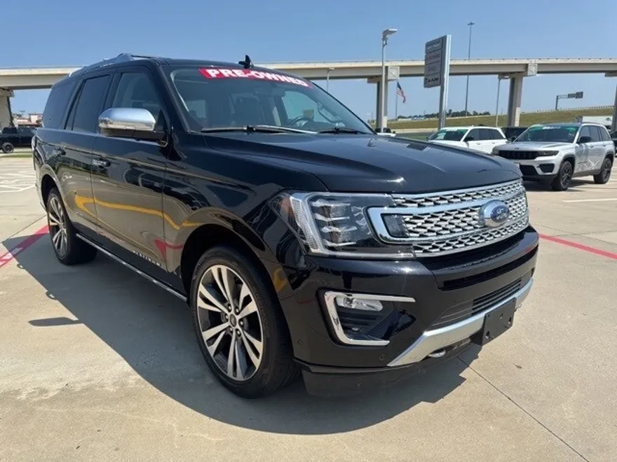 2021 Ford Expedition Platinum photo 1