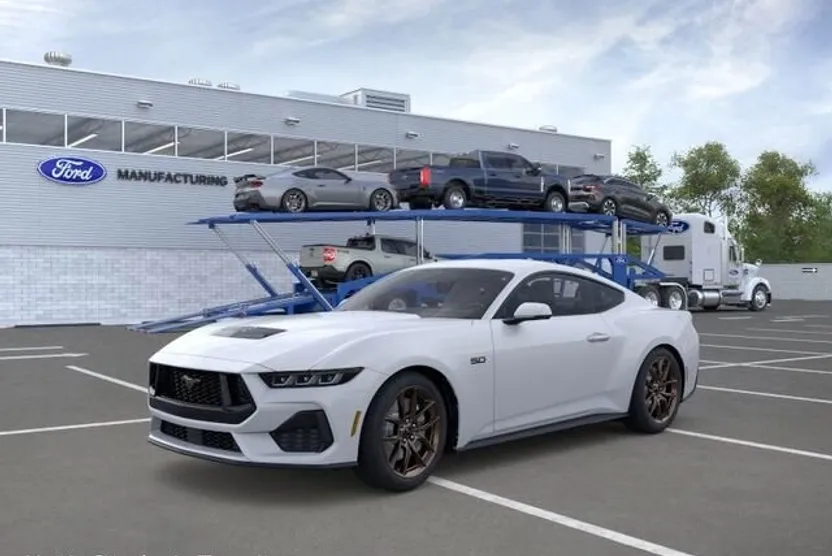 2025 Ford Mustang GT Premium photo 1