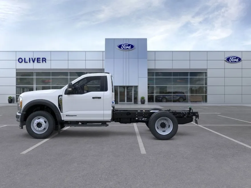 2025 Ford F-550 XL photo 1