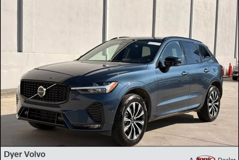 2025 Volvo XC60 Plus photo 1