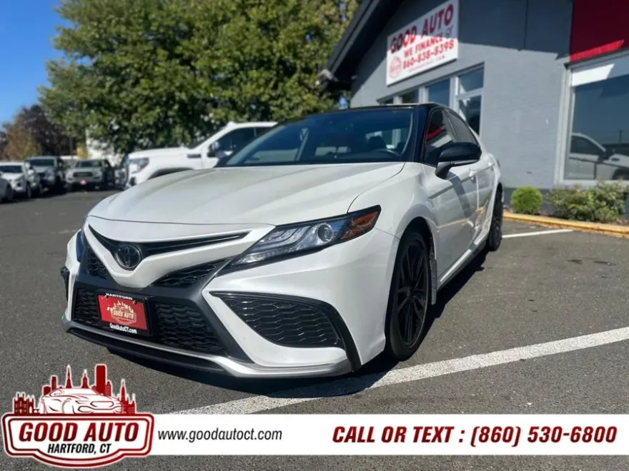 2023 Toyota Camry XSE photo 1