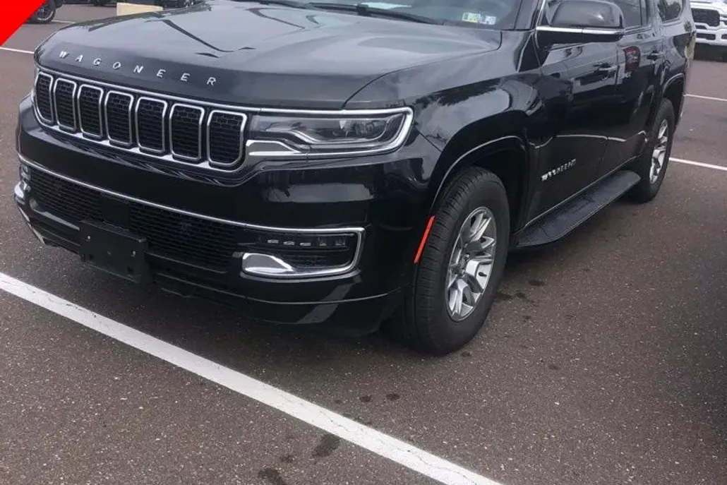 2024 Jeep Wagoneer L Base photo 1