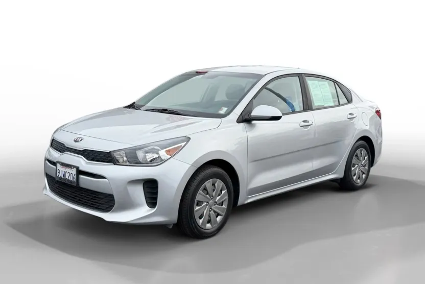2019 Kia Rio S photo 1