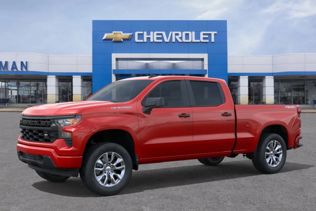 2025 Chevrolet Silverado 1500 Custom photo 1