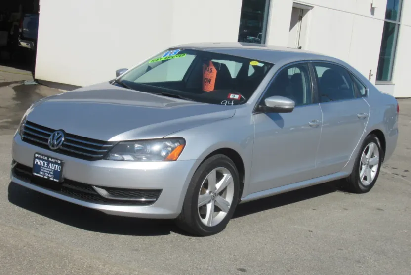 2013 Volkswagen Passat Comfortline photo 1