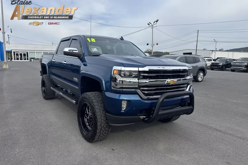 2018 Chevrolet Silverado 1500 High Country photo 1