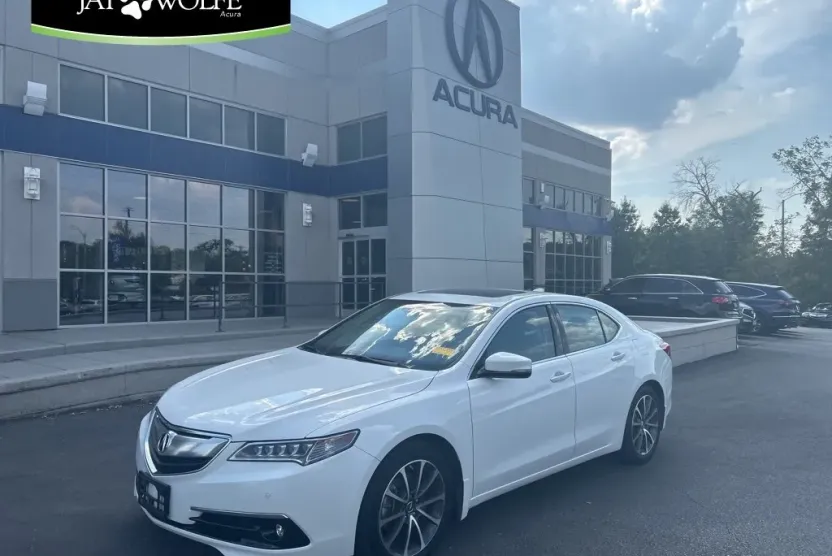 2015 Acura TLX SH-AWD Advance photo 1