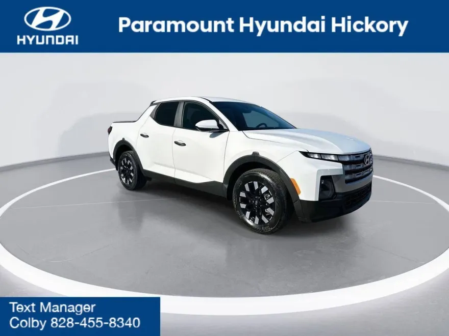 2025 Hyundai Santa Cruz SE photo 1