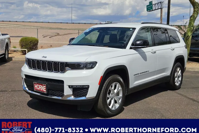 2023 Jeep Grand Cherokee Limited photo 1