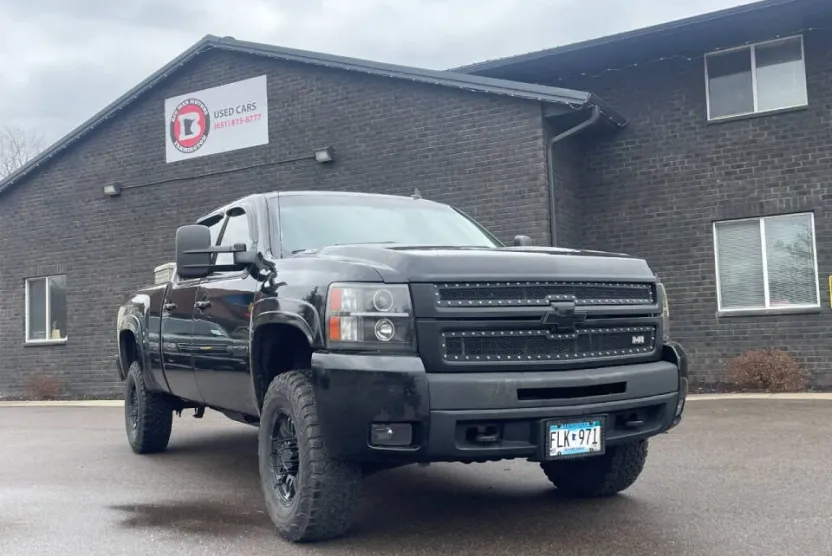 2009 Chevrolet Silverado 2500HD LTZ photo 1