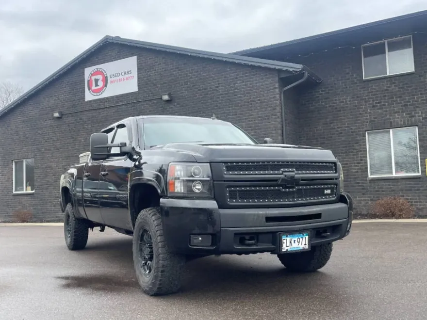 2009 Chevrolet Silverado 2500HD LTZ photo 1