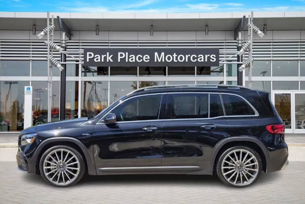 2024 Mercedes Benz GLB 35 AMG photo 1