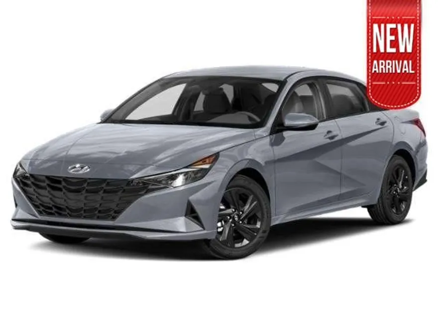 2022 Hyundai Elantra SEL photo 1