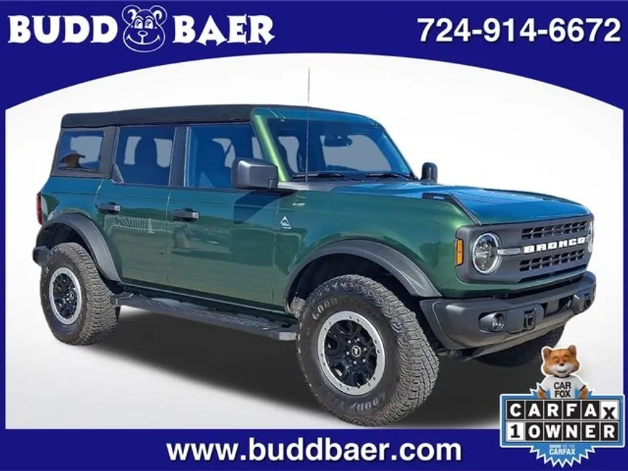 2023 Ford Bronco Black Diamond photo 1