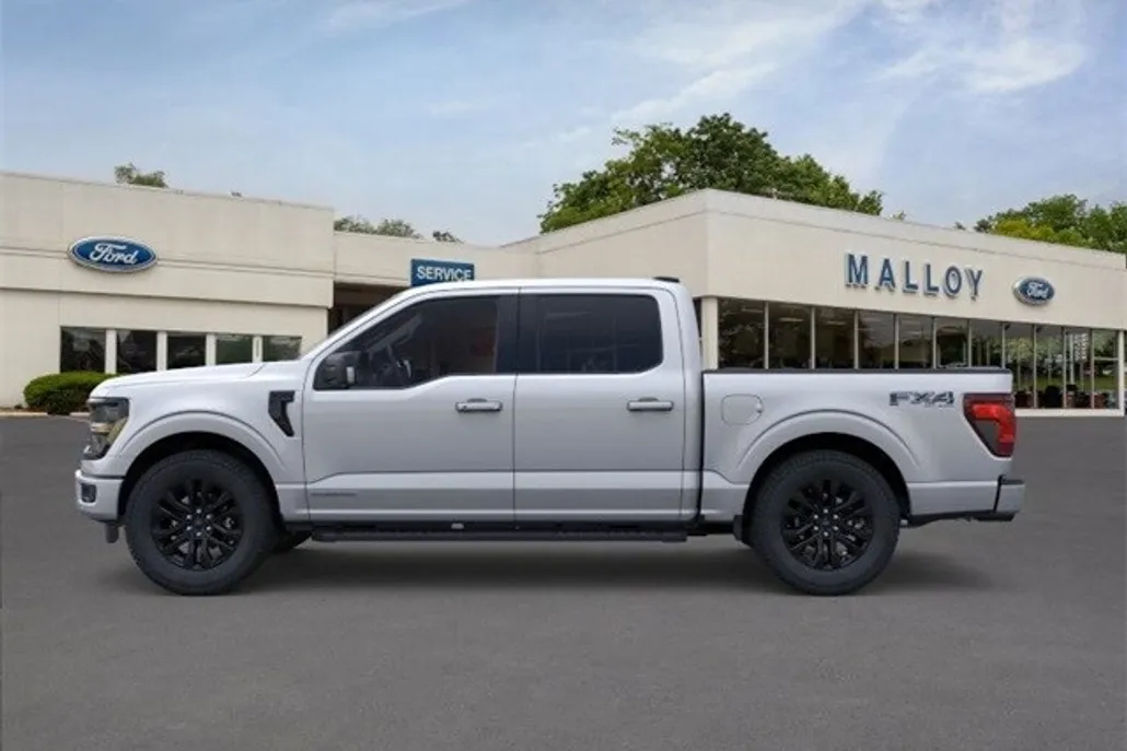 2025 Ford F-150 XLT photo 1