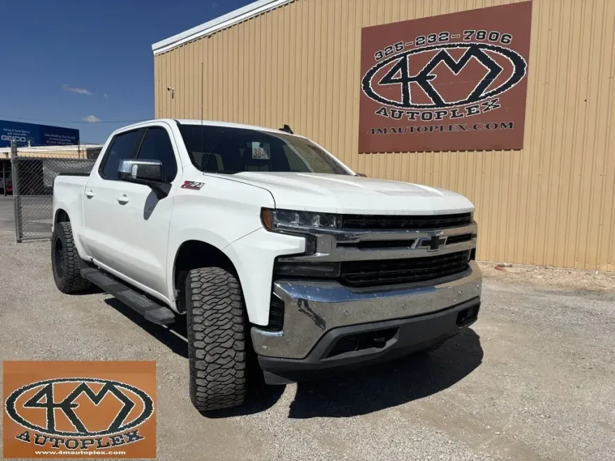 2019 Chevrolet Silverado 1500 LT photo 1