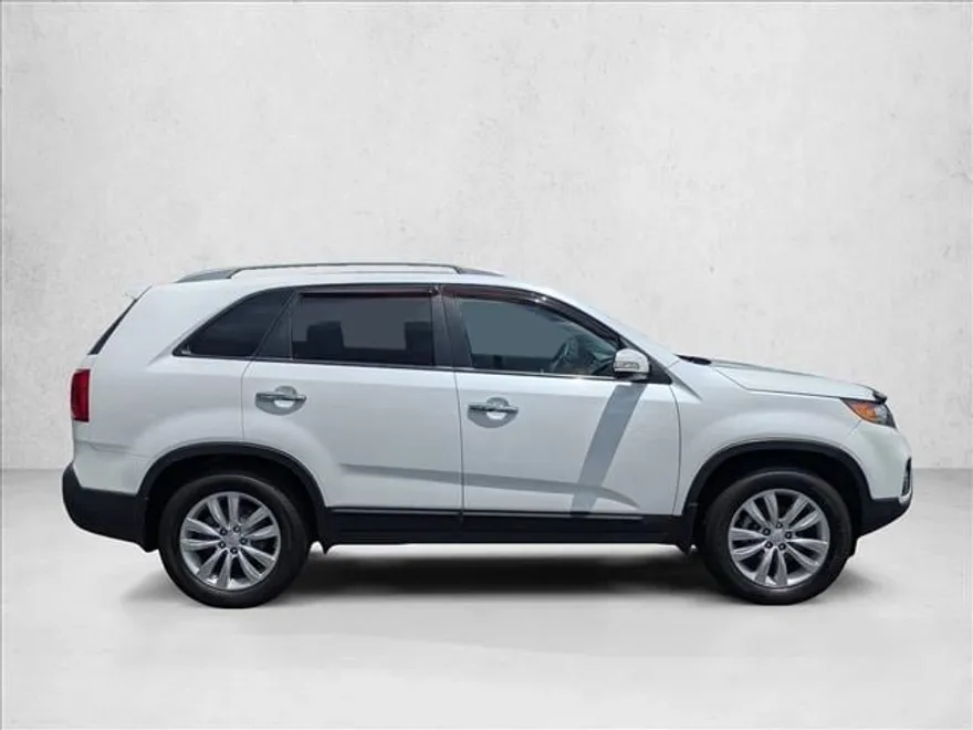 2011 Kia Sorento EX V6 photo 1