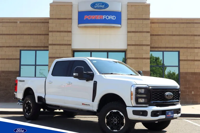 2025 Ford F-250 photo 1