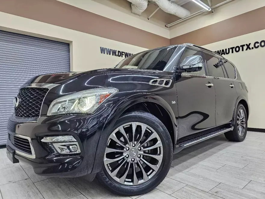 2015 Infiniti QX80 photo 1