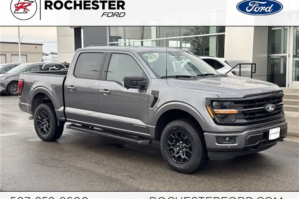 2025 Ford F-150 XLT photo 1