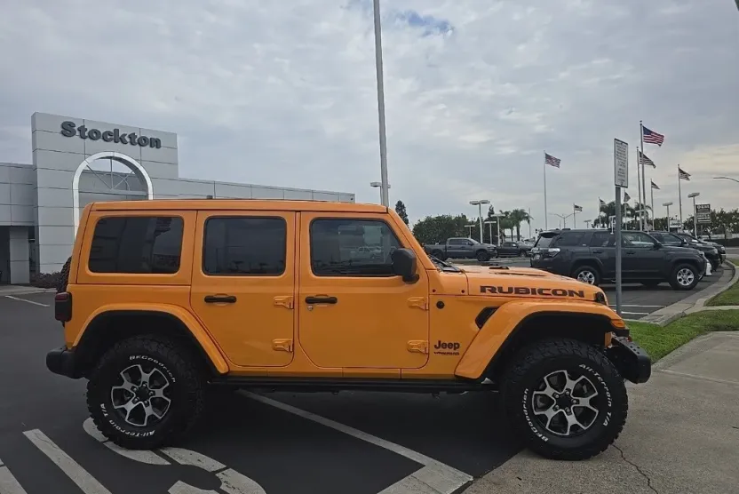 2021 Jeep Wrangler Unlimited Rubicon photo 1