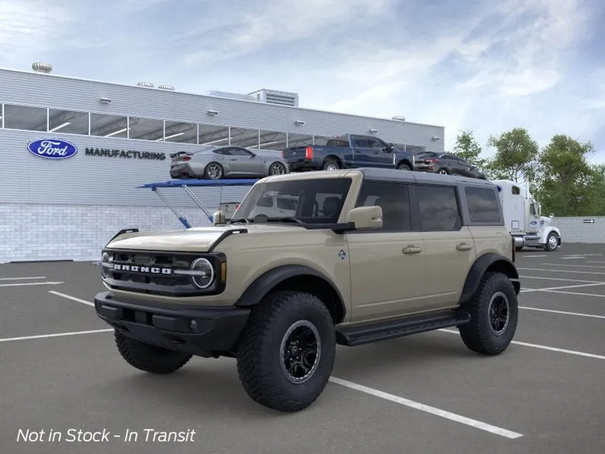 2025 Ford Bronco Outer Banks photo 1