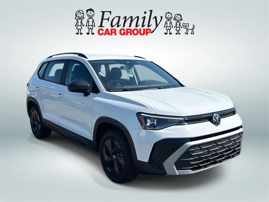 2025 Volkswagen Taos S photo 1