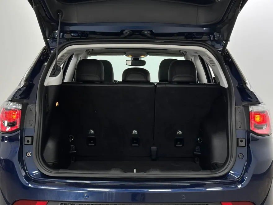 2019 Jeep Compass Limited photo 1