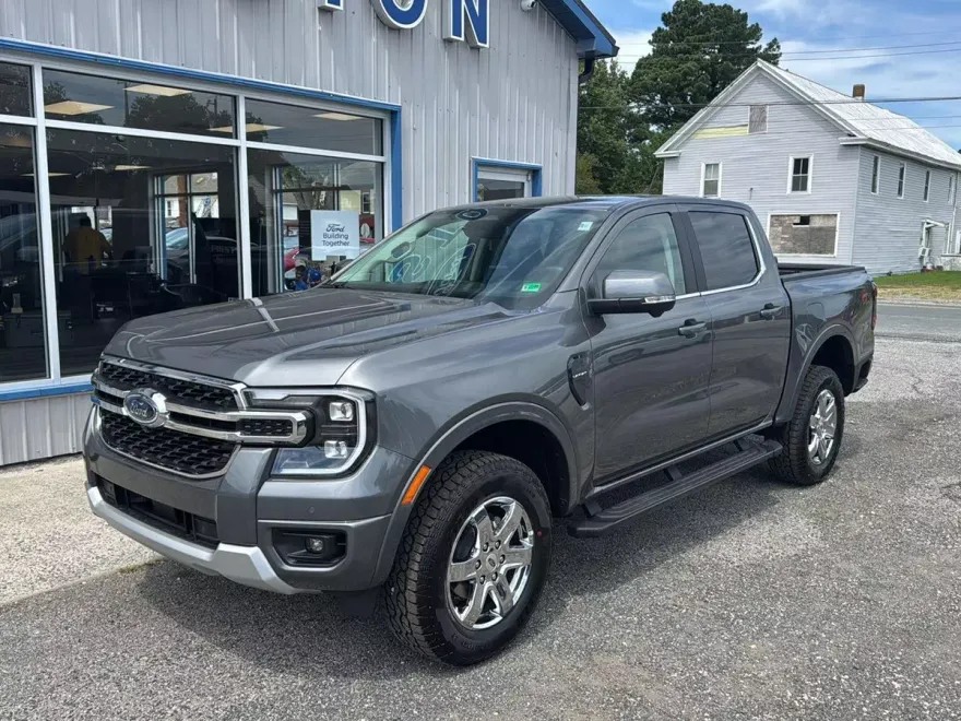 2025 Ford Ranger Lariat photo 1