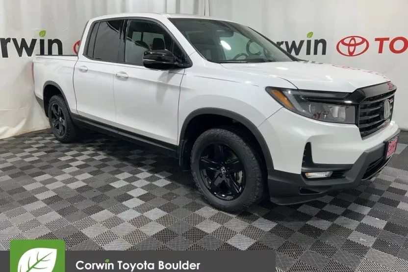 2023 Honda Ridgeline Black Edition photo 1
