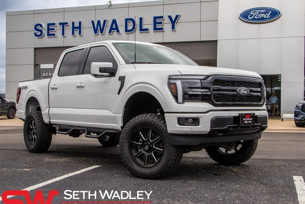 2025 Ford F-150 Lariat photo 1