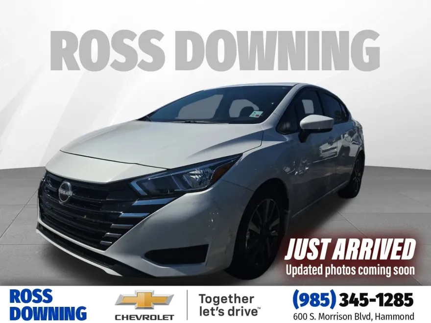 2024 Nissan Versa SV photo 1