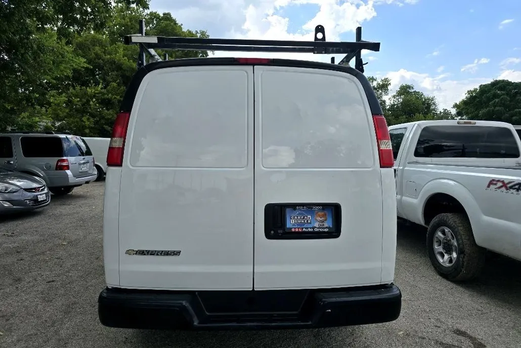 2019 Chevrolet Express 2500 Cargo photo 1