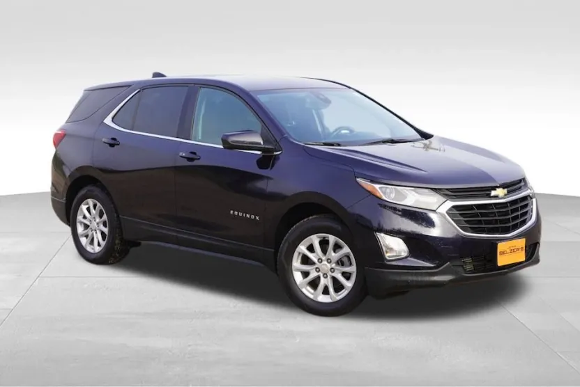 2020 Chevrolet Equinox LT photo 1