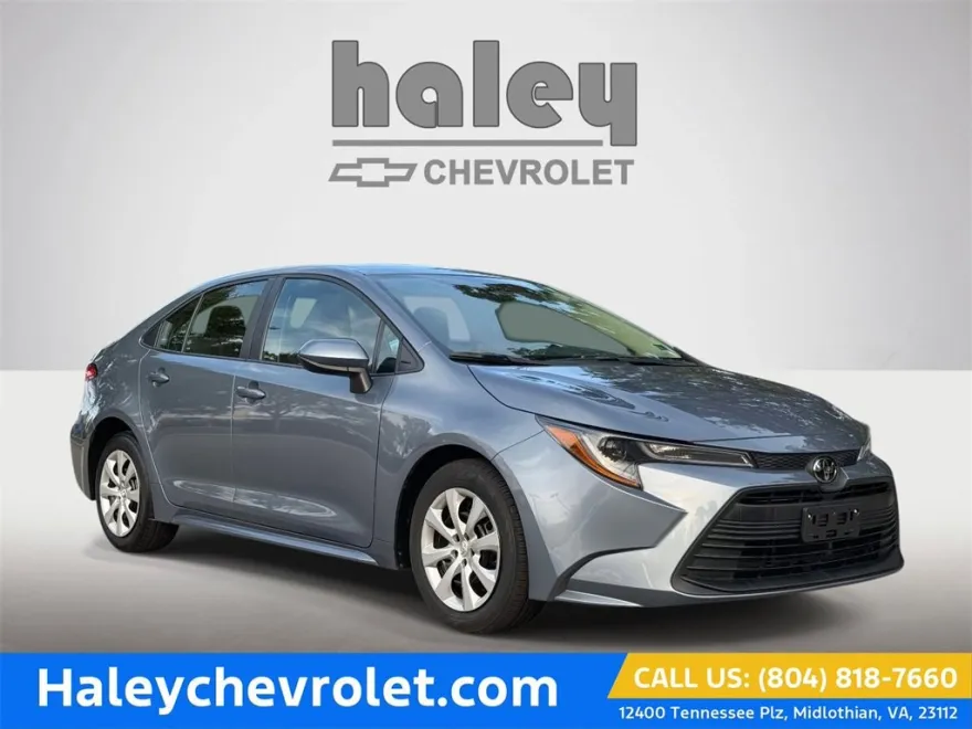 2024 Toyota Corolla LE photo 1