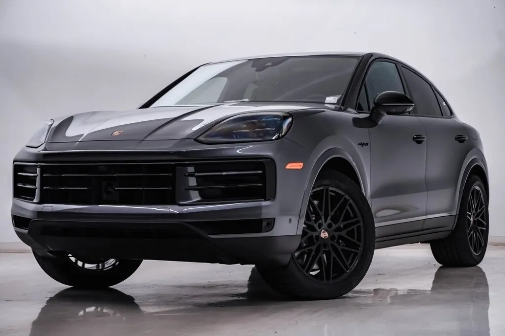 2026 Porsche Cayenne E-Hybrid Coupe photo 1