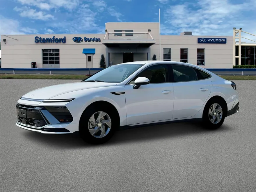 2025 Hyundai Sonata SE photo 1