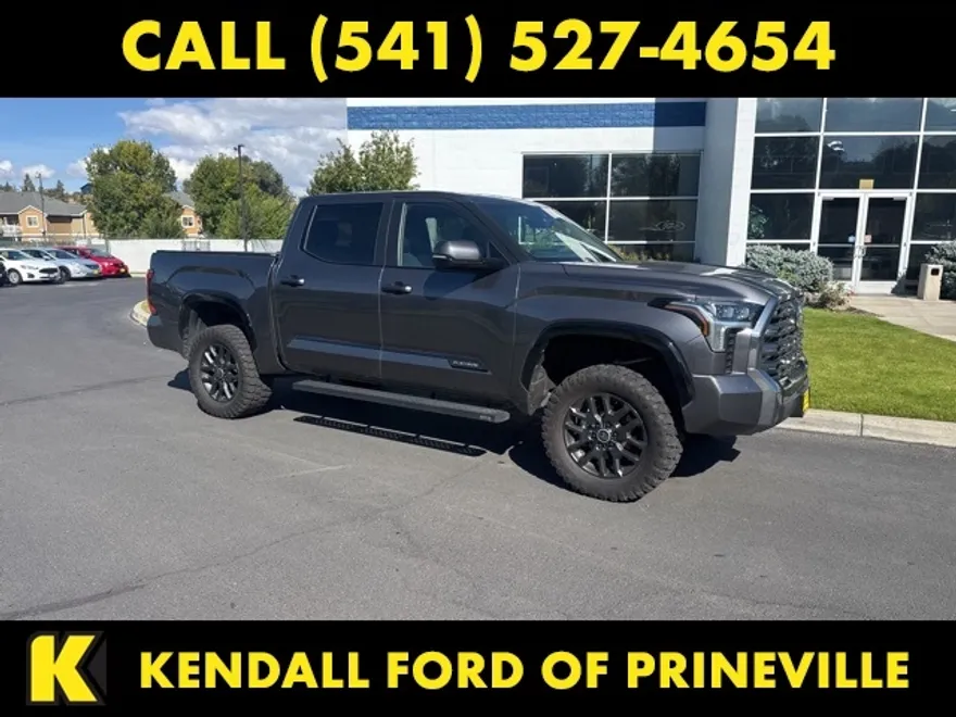 2024 Toyota Tundra Platinum photo 1