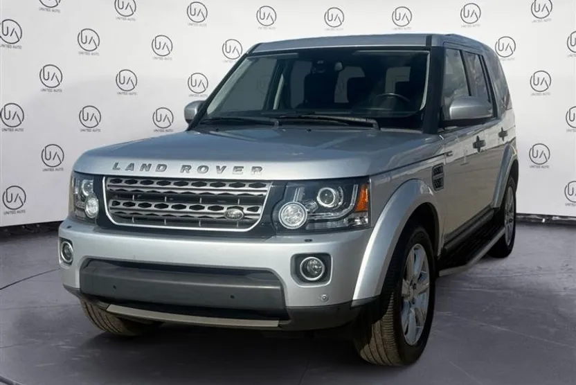 2016 Land Rover LR4 HSE photo 1