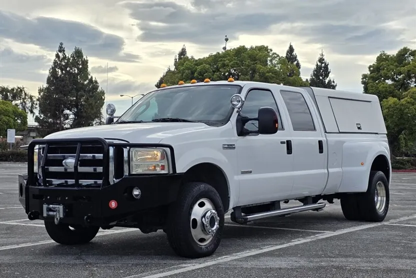 2007 Ford F-350 Lariat photo 1