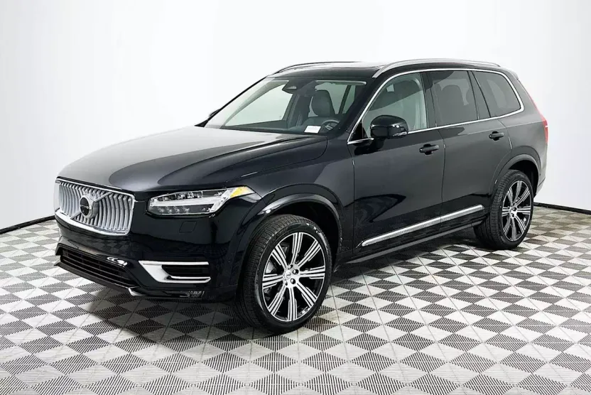 2025 Volvo XC90 Plus photo 1