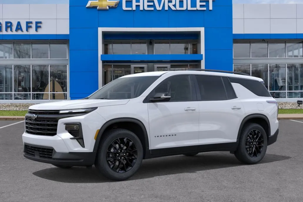 2026 Chevrolet Traverse photo 1