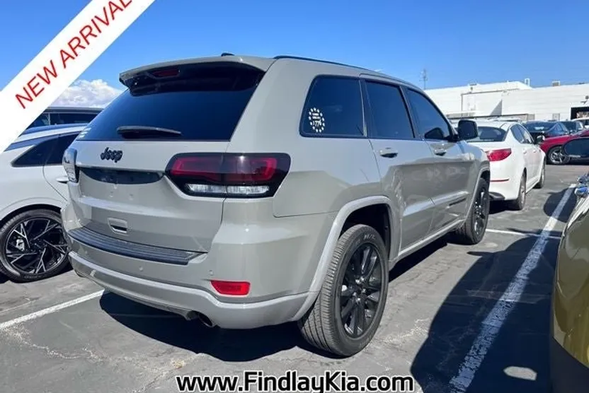 2020 Jeep Grand Cherokee Altitude photo 1