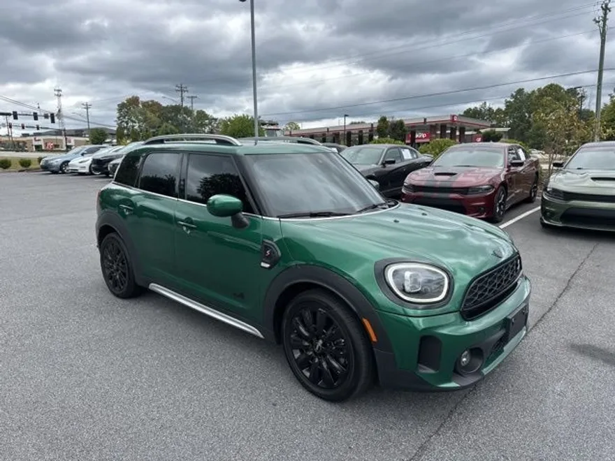 2023 Mini Cooper S ALL4 photo 1