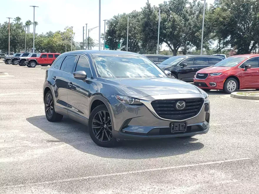 2023 Mazda CX-9 Touring photo 1