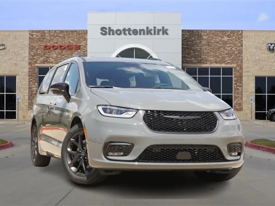 2025 Chrysler Pacifica Limited photo 1