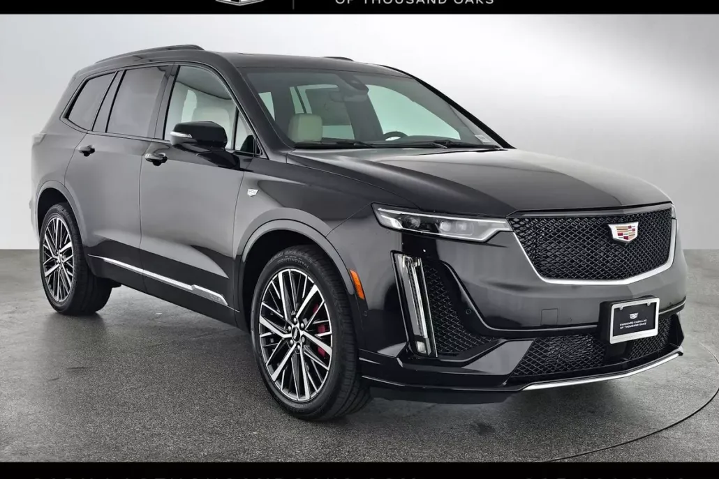 2025 Cadillac XT6 Sport photo 1