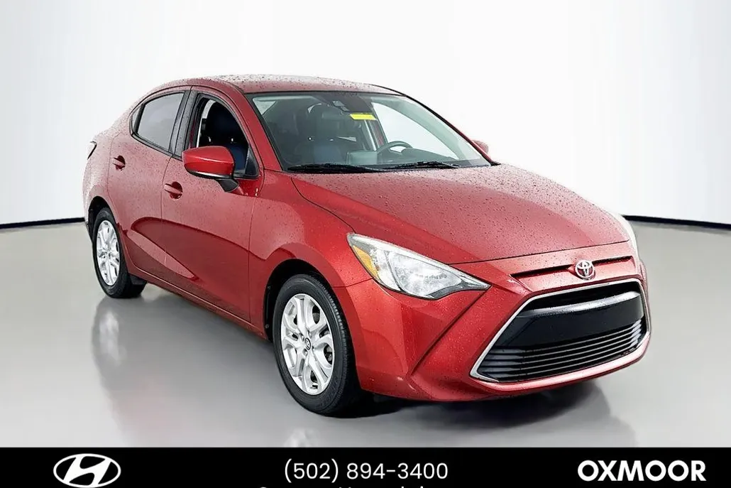 2017 Toyota Yaris iA Base photo 1